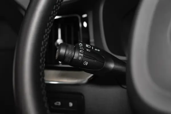 Volvo XC 60 2.0 T6 PHEV Black Edition 8