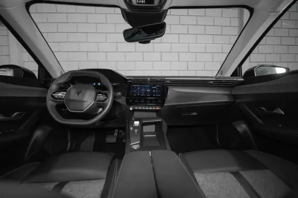 Peugeot 408 1.6 Hybrid Allure e-EAT8 35