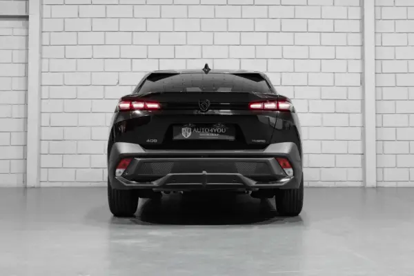 Peugeot 408 1.6 Hybrid Allure e-EAT8 37