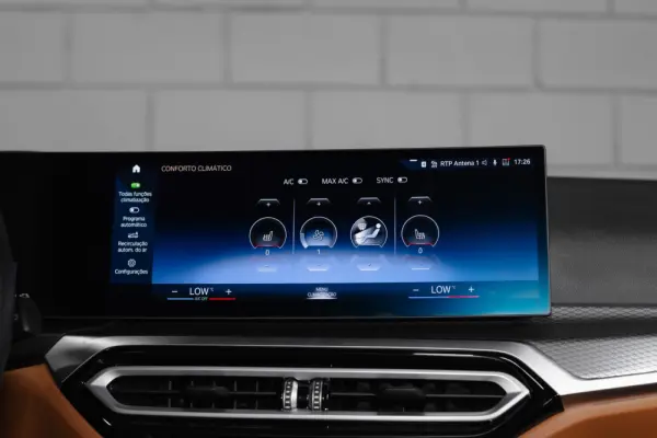 BMW 330 e xDrive Aut. M Sport 18