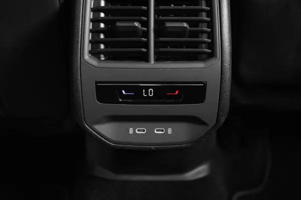 Cupra Formentor 1.4 e-Hybrid DSG VZ 35