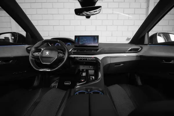 Peugeot 3008 1.6 Hybrid GT e-EAT8 26