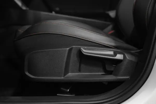 Cupra Formentor 1.4 e-Hybrid DSG VZ 31