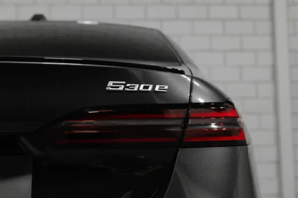 BMW 530 e Pack Desportivo M Pro 30