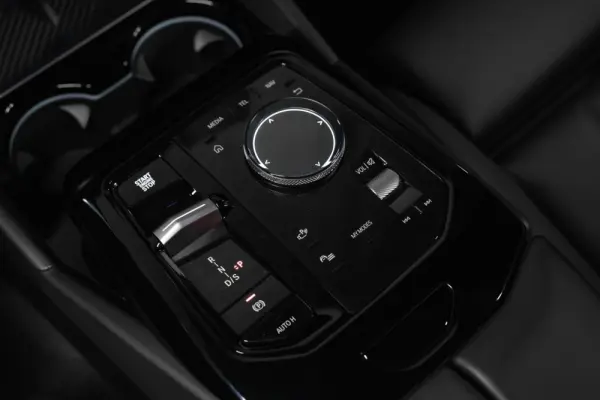 BMW 530 e Pack Desportivo M Pro 38