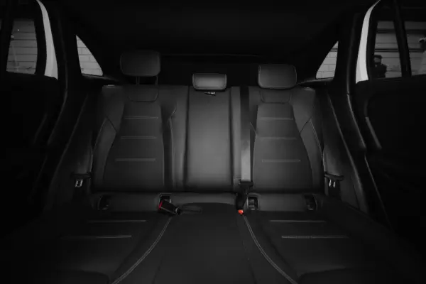 Mercedes-Benz GLA 250 e 8G-DCT AMG Line 11