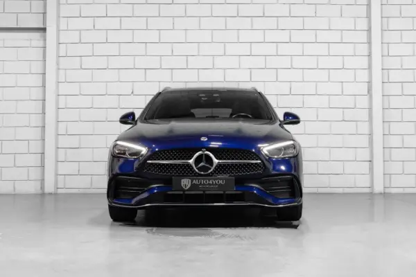 Mercedes-Benz C 300 e AMG Line 2