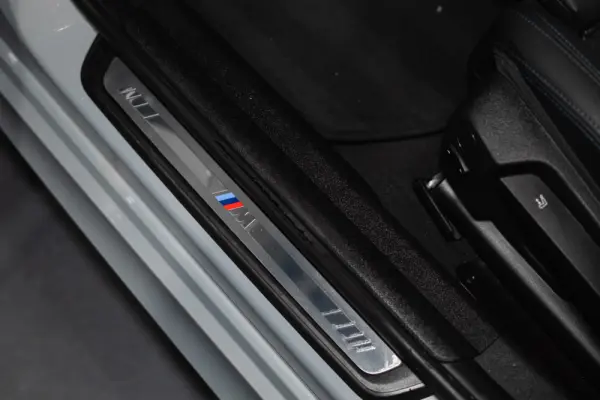BMW 330 e Pack M Auto 30