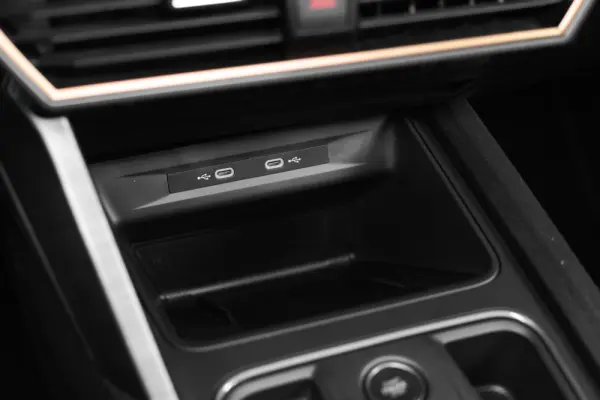 Cupra Formentor 1.4 e-Hybrid DSG VZ 35