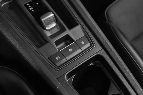 Cupra Formentor 1.4 e-Hybrid DSG VZ 33