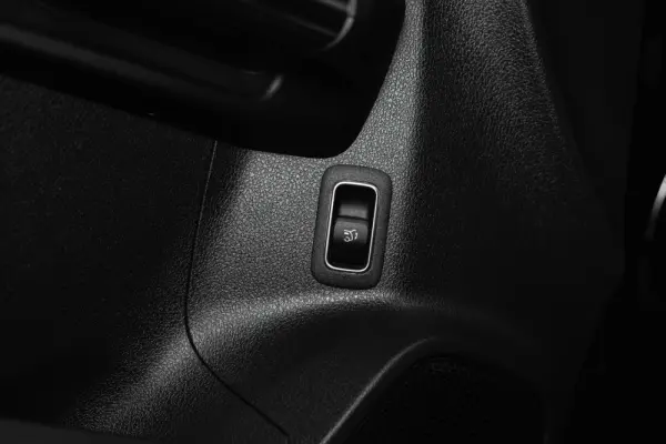 Mercedes-Benz EQA 250 AMG Line 32