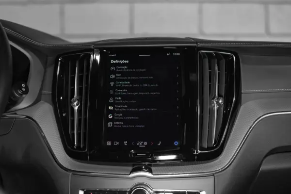 Volvo XC 60 2.0 T6 PHEV Black Edition 16