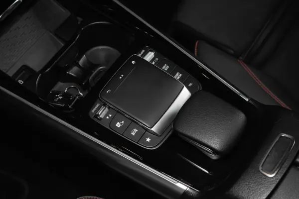 Mercedes-Benz EQA 250 AMG Line 35