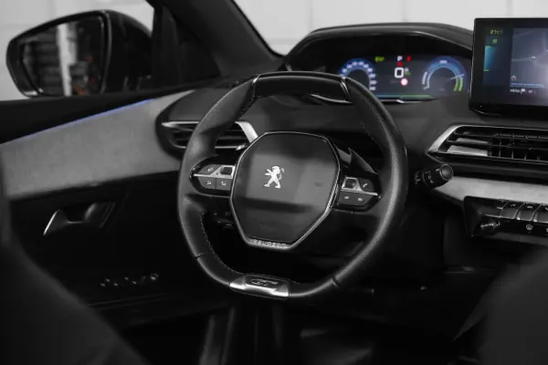 Peugeot 3008 1.6 Hybrid GT e-EAT8 5