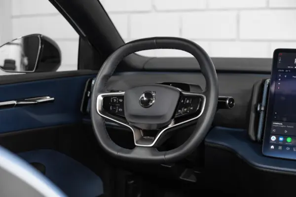 Volvo EX30 Twin Motor Performance AWD Ultra 9