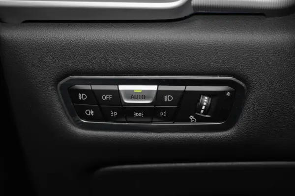 BMW X5 45 e xDrive Pack M 27