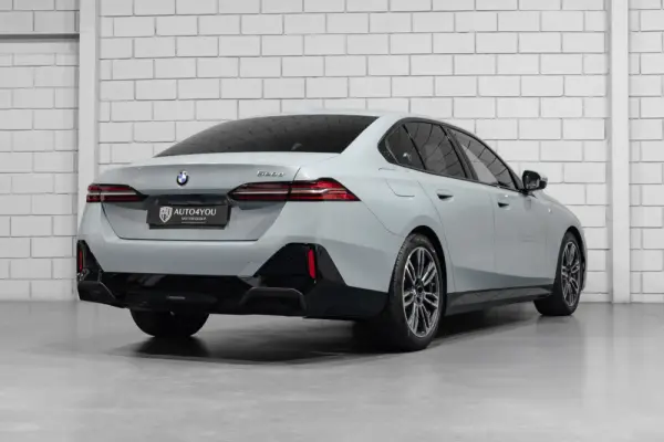 BMW 520 d Pack Desportivo M 4
