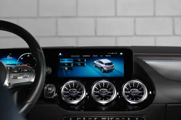 Mercedes-Benz EQA 250 AMG Line 14