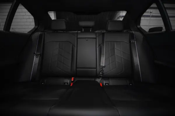 BMW 530 e Pack Desportivo M Pro 11