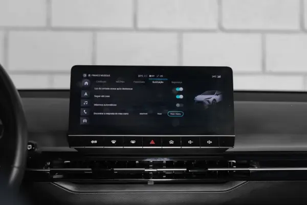 MG MG4 77 kWh Extended Range Luxury 38