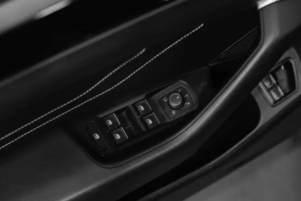 Volkswagen Arteon Shooting Brake 1.4 eHybrid OPF DSG R-Line 23