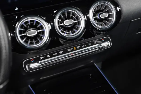 Mercedes-Benz GLA 250 e 8G-DCT AMG Line 35