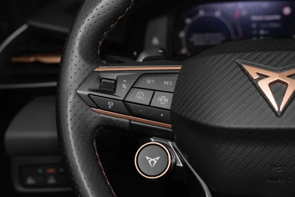 Cupra Terramar 1.5 e-Hybrid DSG 6