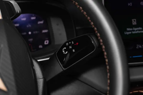 Cupra Terramar 1.5 e-Hybrid DSG 8