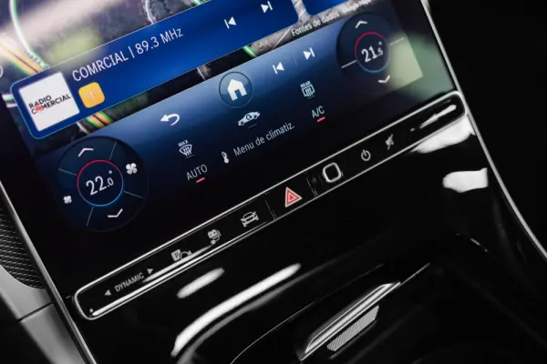 Mercedes-Benz C 300 e 9G-TRONIC Avantgarde Advanced 28