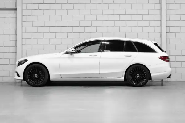 Mercedes-Benz C 300 Avantgarde 3