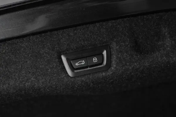 BMW 530 e Pack Desportivo M Pro 46
