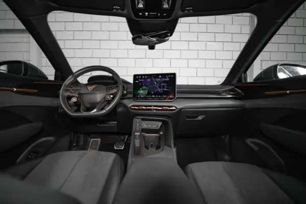 Cupra Terramar 1.5 e-Hybrid DSG 44