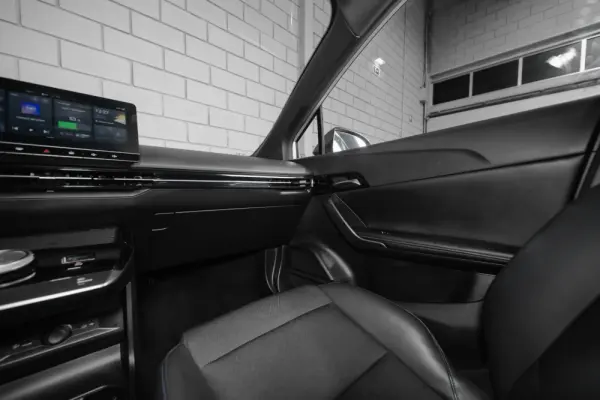 MG MG4 77 kWh Extended Range Luxury 42