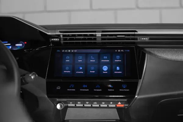 Peugeot 408 1.6 Hybrid Allure e-EAT8 21