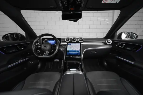 Mercedes-Benz C 300 e T 9G-TRONIC AMG Line 42