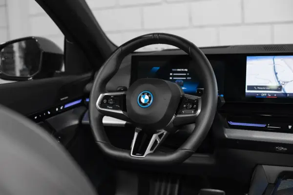 BMW 530 e Pack Desportivo M Pro 5