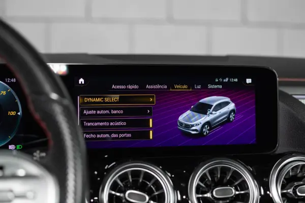Mercedes-Benz EQA 250 AMG Line 18