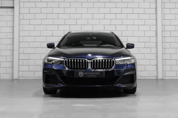 BMW 520 d Pack Desportivo M Auto 2