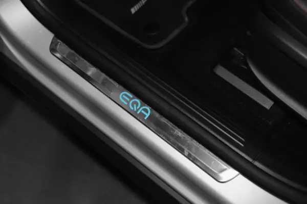 Mercedes-Benz EQA 250 AMG Line 39