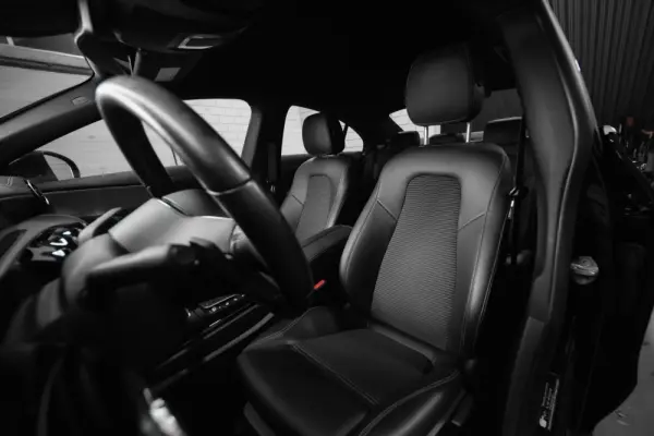 Mercedes-Benz CLA 250 e 8G-DCT Edition Progressive Line 6