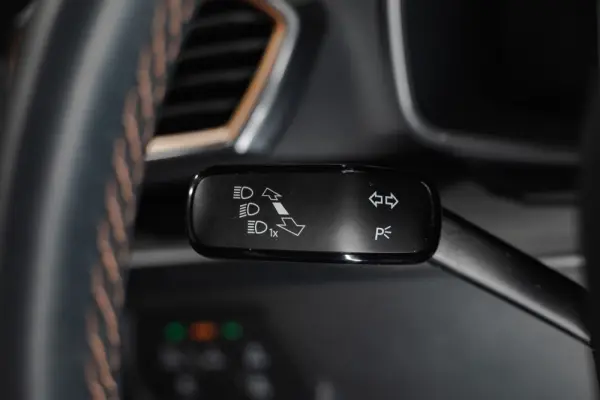 Cupra Formentor 1.4 e-Hybrid DSG VZ 8