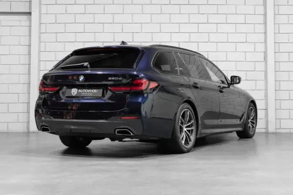 BMW 520 d Pack Desportivo M Auto 4