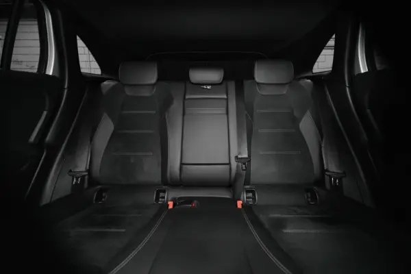 Mercedes-Benz EQA 250 AMG Line 32