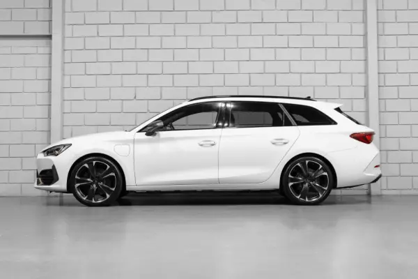 Cupra Leon ST 1.4 e-Hybrid VZ DSG 2