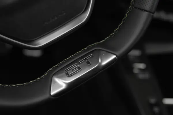 Peugeot 408 1.6 Hybrid GT e-EAT8 30
