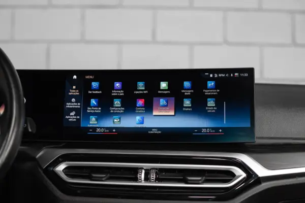 BMW 330 e Pack M Auto 18