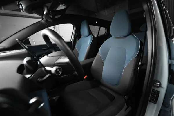 Volvo EX30 Twin Motor Performance AWD Ultra 33