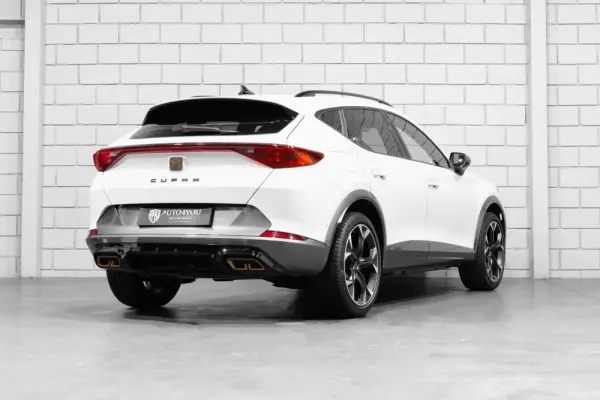 Cupra Formentor 1.4 e-Hybrid DSG VZ 4
