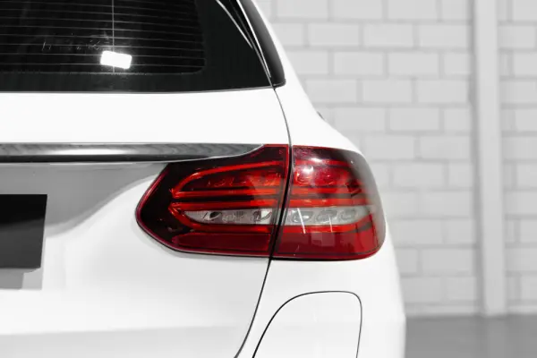 Mercedes-Benz C 300 Avantgarde 15