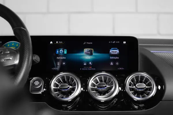 Mercedes-Benz GLA 250 e 8G-DCT AMG Line 16